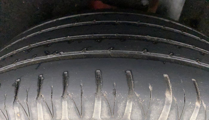 2020 Maruti Vitara Brezza ZDI, Diesel, Manual, 31,439 km, Left Rear Tyre Tread
