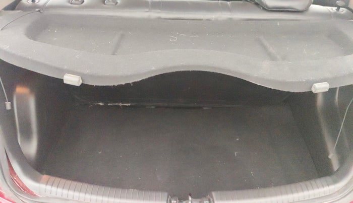 2015 Hyundai Grand i10 ASTA (O) 1.2 KAPPA VTVT, Petrol, Manual, 64,107 km, Boot Inside