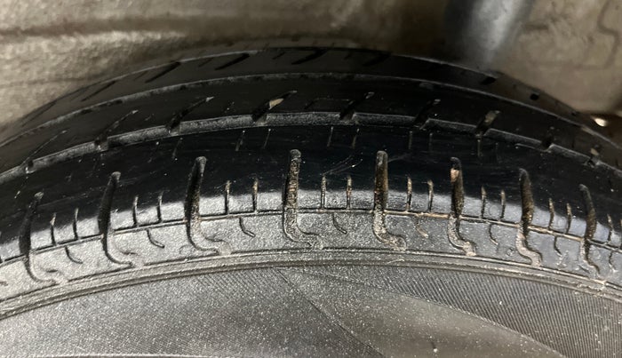 2021 Maruti New Wagon-R LXI CNG 1.0, CNG, Manual, 80,371 km, Left Rear Tyre Tread