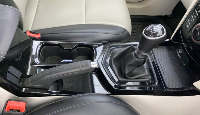 2024 Mahindra XUV 3XO MX1 1.2 L TCMPFi, Petrol, Manual, 6,906 km, Gear Lever