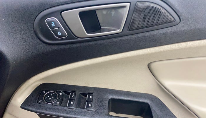 2019 Ford Ecosport TITANIUM 1.5L PETROL, Petrol, Manual, 1,00,313 km, Driver Side Door Panels Control
