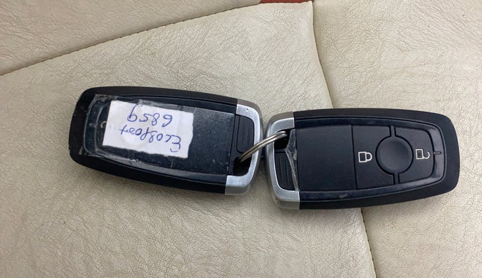 2019 Ford Ecosport TITANIUM 1.5L PETROL, Petrol, Manual, 1,00,313 km, Key Close Up