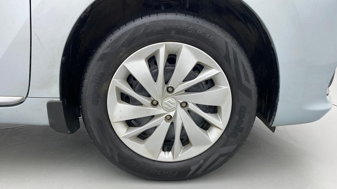 2022 Maruti Baleno DELTA PETROL 1.2, Petrol, Manual, 29,157 km, Right Front Wheel