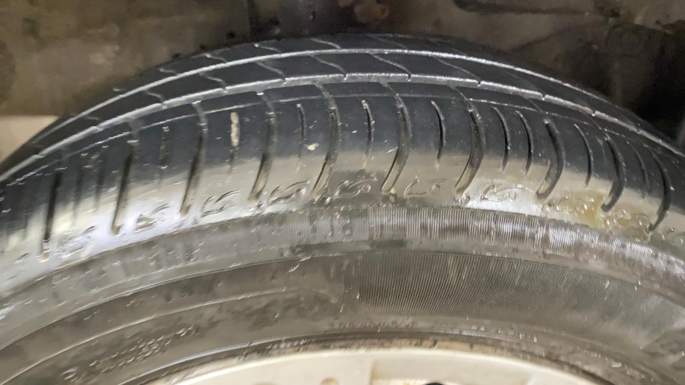 2014 Honda Amaze 1.2L I-VTEC S, Petrol, Manual, 60,182 km, Right Front Tyre Tread