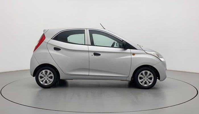 2017 Hyundai Eon MAGNA +, Petrol, Manual, 16,178 km, Right Side View