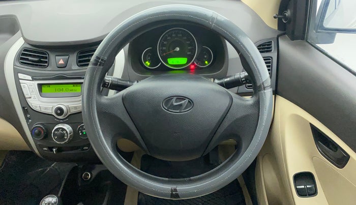 2017 Hyundai Eon MAGNA +, Petrol, Manual, 16,178 km, Steering Wheel Close Up