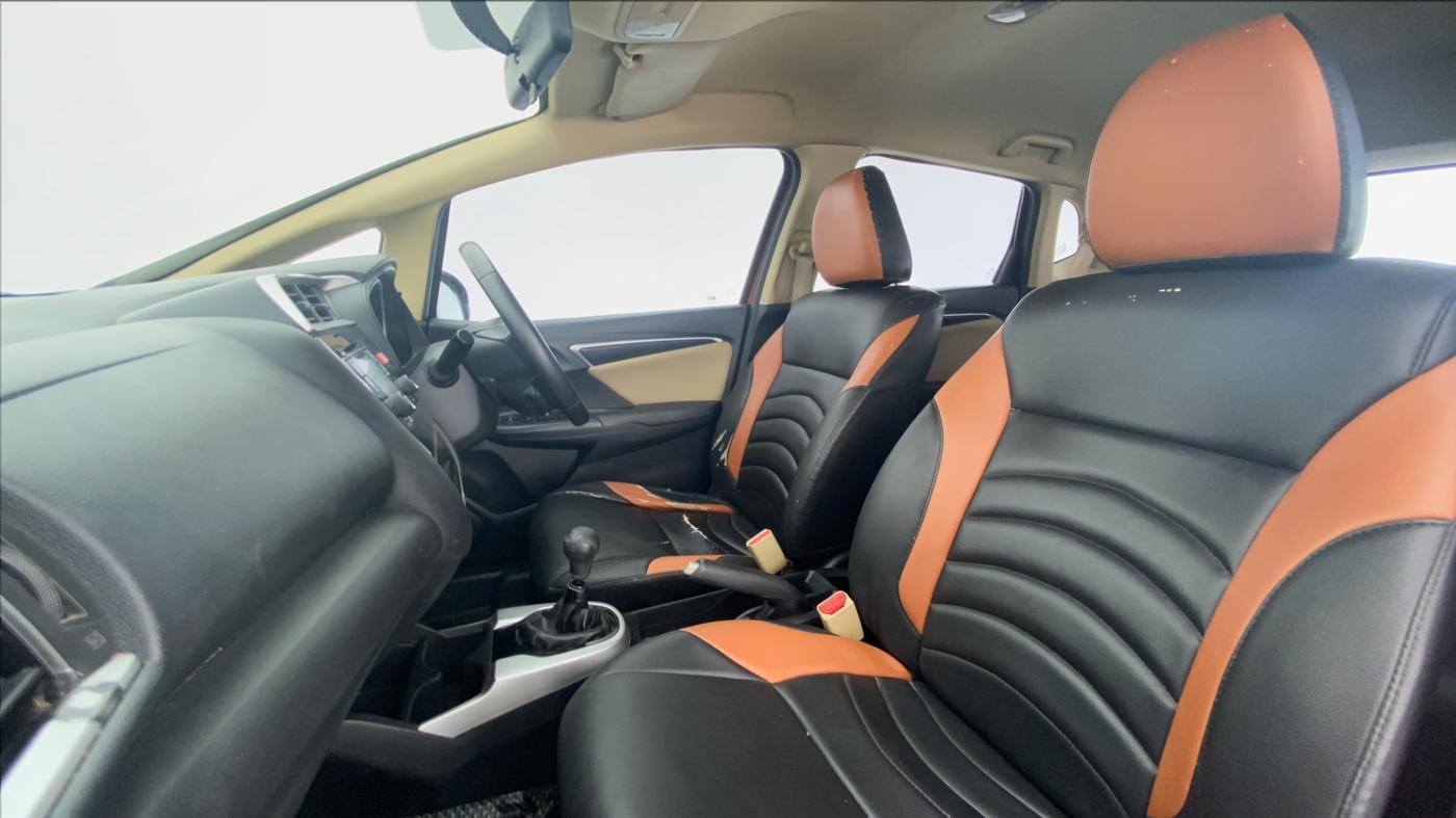 2015 Honda Jazz 1.5 V I DTEC, Diesel, Manual, 67,842 km, Right Side Front Door Cabin