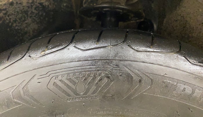 2017 Maruti Dzire ZXI AMT, Petrol, Automatic, 22,254 km, Left Front Tyre Tread