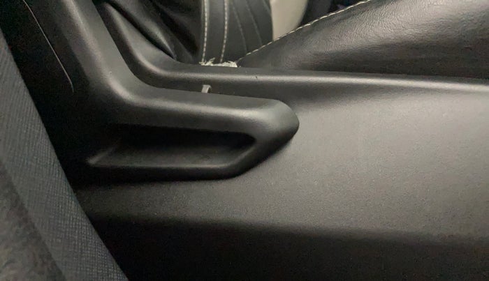 2021 Tata NEXON XMA SUNROOF PETROL, Petrol, Automatic, 33,081 km, Driver Side Adjustment Panel