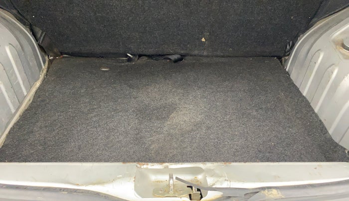 2016 Renault Kwid RXT 0.8, Petrol, Manual, 76,524 km, Boot Inside