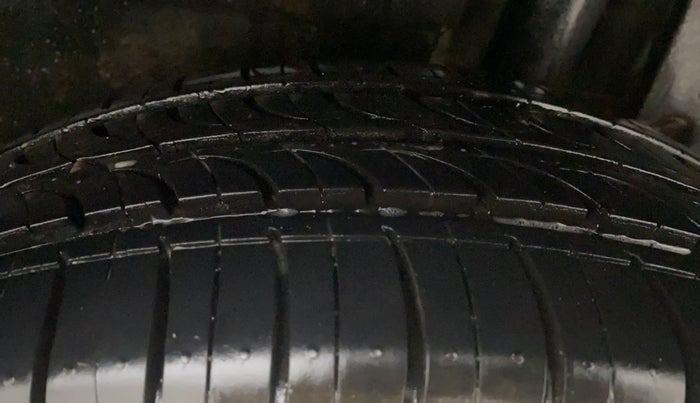 2021 Maruti Dzire ZXI, Petrol, Manual, 74,910 km, Left Rear Tyre Tread