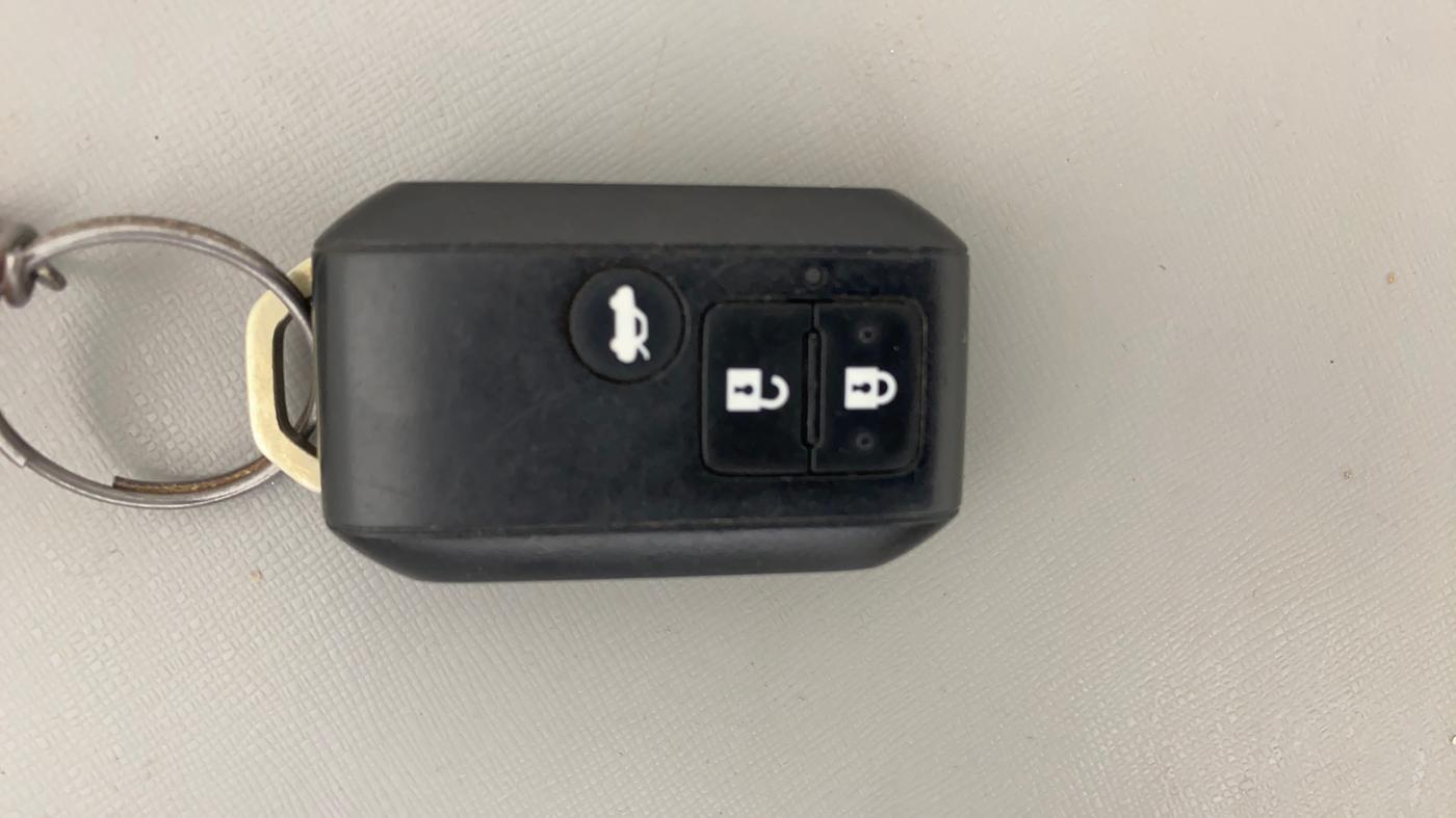 2021 Maruti Dzire ZXI, Petrol, Manual, 74,910 km, Key Close Up
