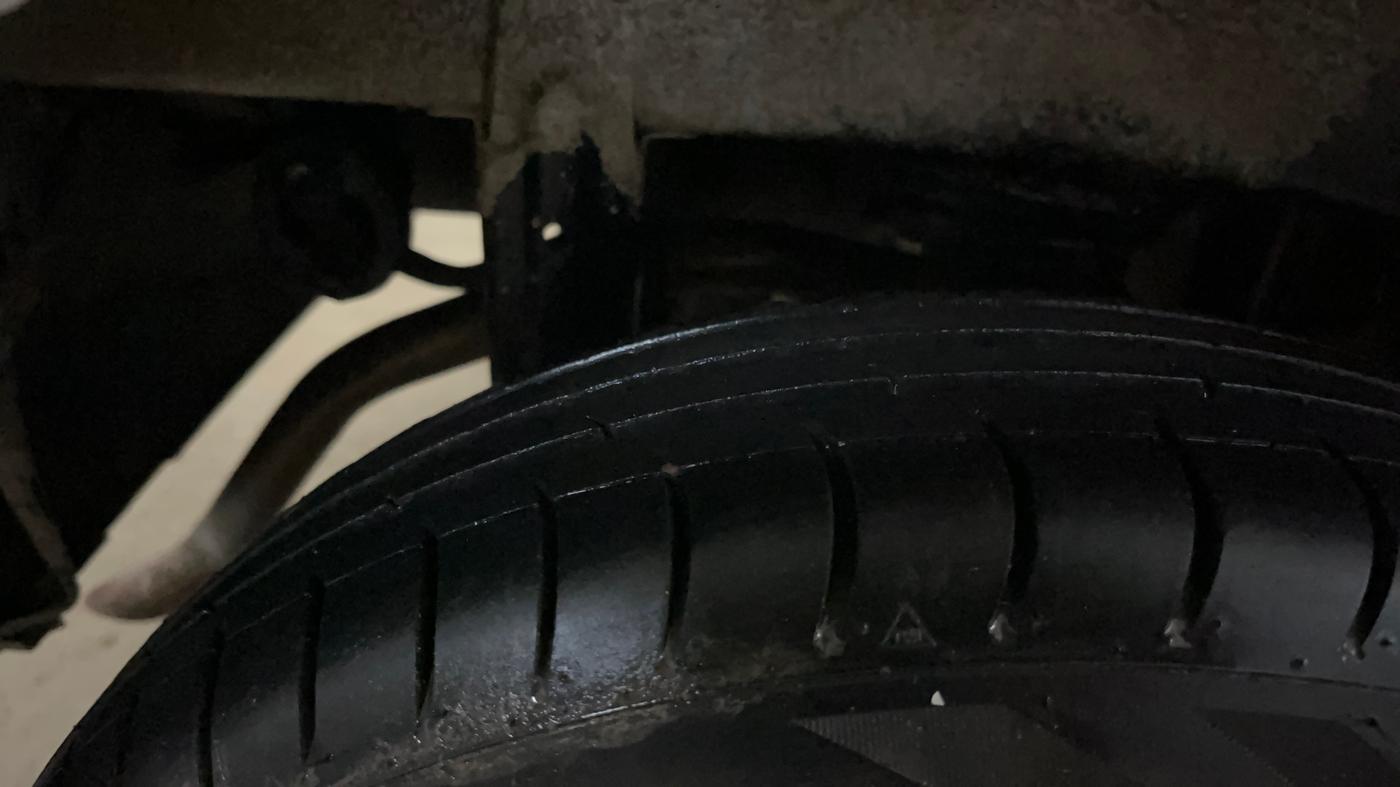 2014 Maruti Alto 800 LXI, Petrol, Manual, 57,463 km, Right Rear Tyre Tread