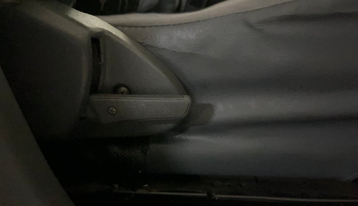 2014 Maruti Alto 800 LXI, Petrol, Manual, 57,360 km, Driver Side Adjustment Panel