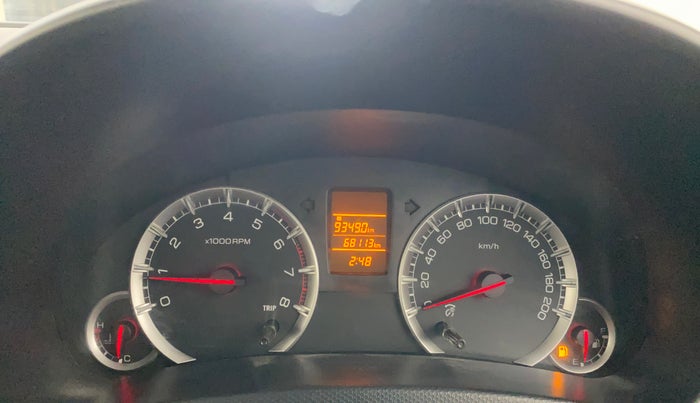 2015 Maruti Swift VXI, Petrol, Manual, 68,112 km, Odometer Image
