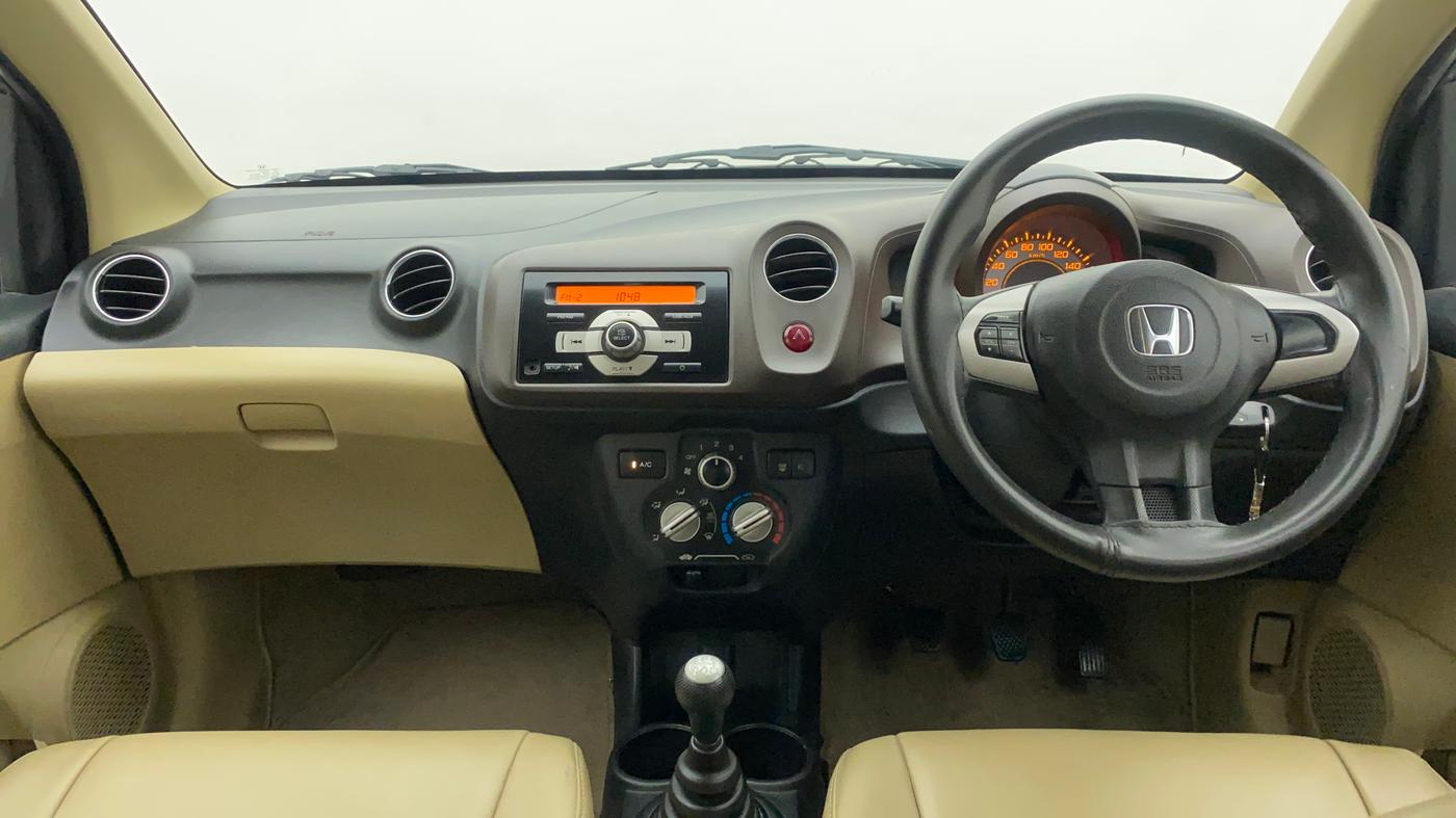 2013 Honda Brio VX MT, Petrol, Manual, 50 km, Dashboard