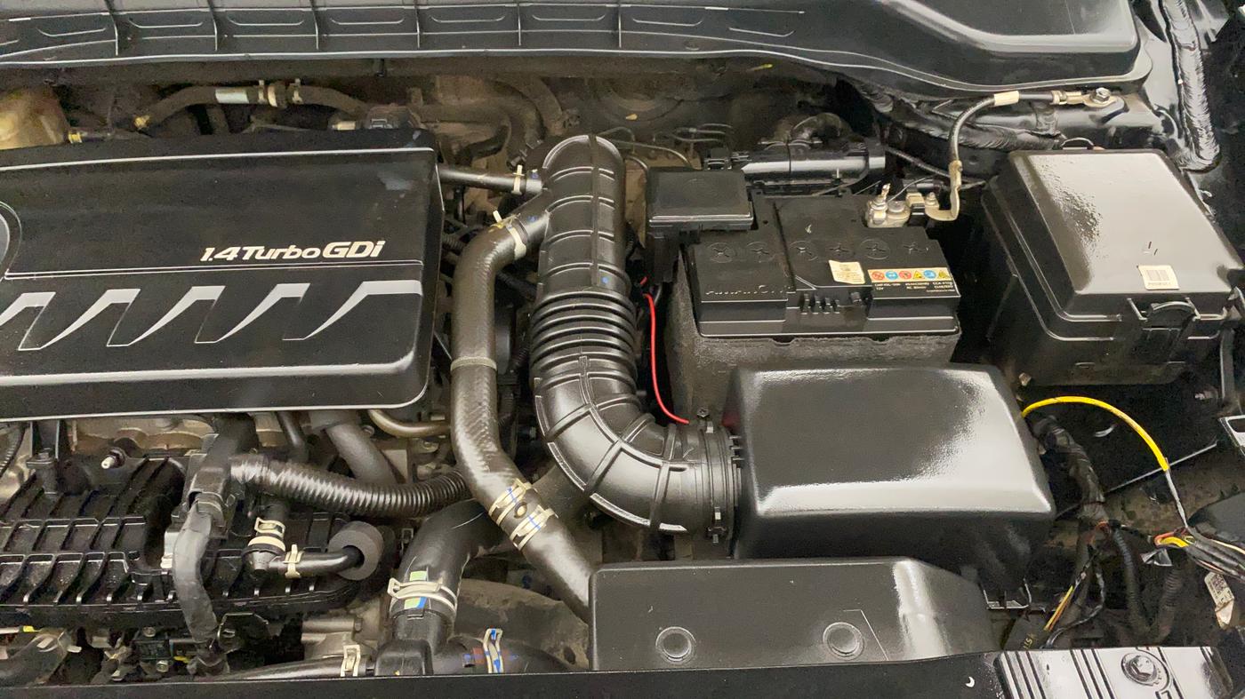 2023 KIA CARENS PRESTIGE PLUS 1.4 PETROL 7 STR, Petrol, Manual, 26,327 km, Engine View - Left
