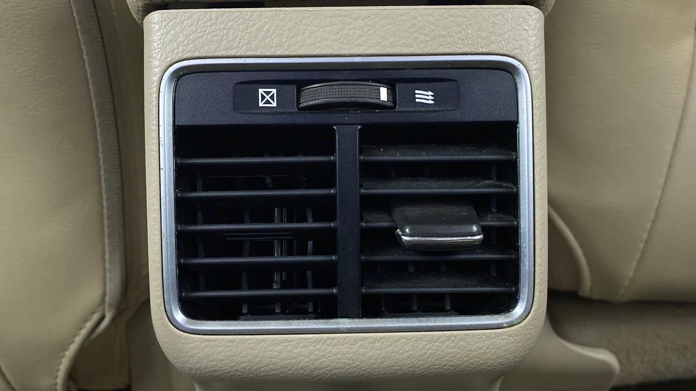 2015 Maruti Ciaz ZDI, Diesel, Manual, 45,115 km, Rear AC Vents