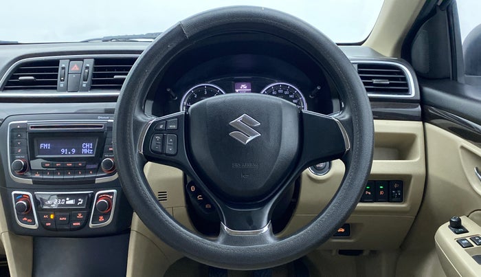 2015 Maruti Ciaz ZDI, Diesel, Manual, 45,115 km, Steering Wheel Close Up