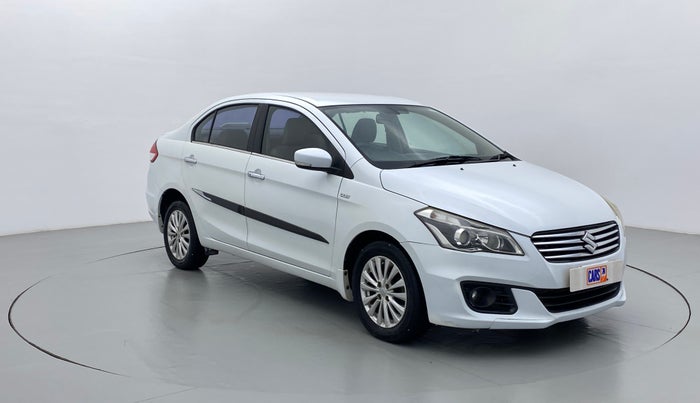 2015 Maruti Ciaz ZDI, Diesel, Manual, 45,115 km, Right Front Diagonal