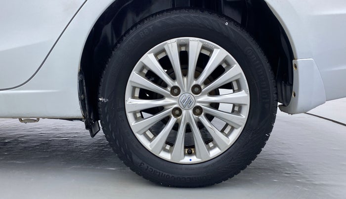 2015 Maruti Ciaz ZDI, Diesel, Manual, 45,115 km, Left Rear Wheel