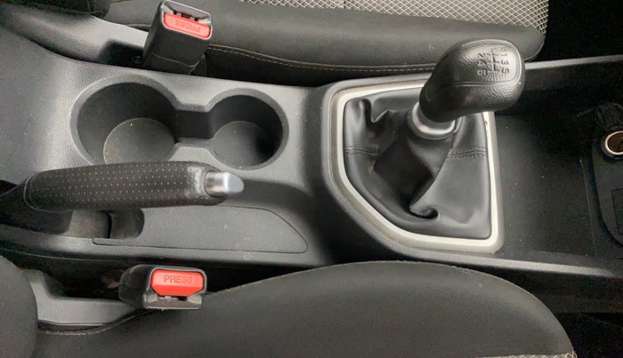 2016 Hyundai Creta E PLUS 1.6 PETROL, Petrol, Manual, 39,971 km, Gear Lever