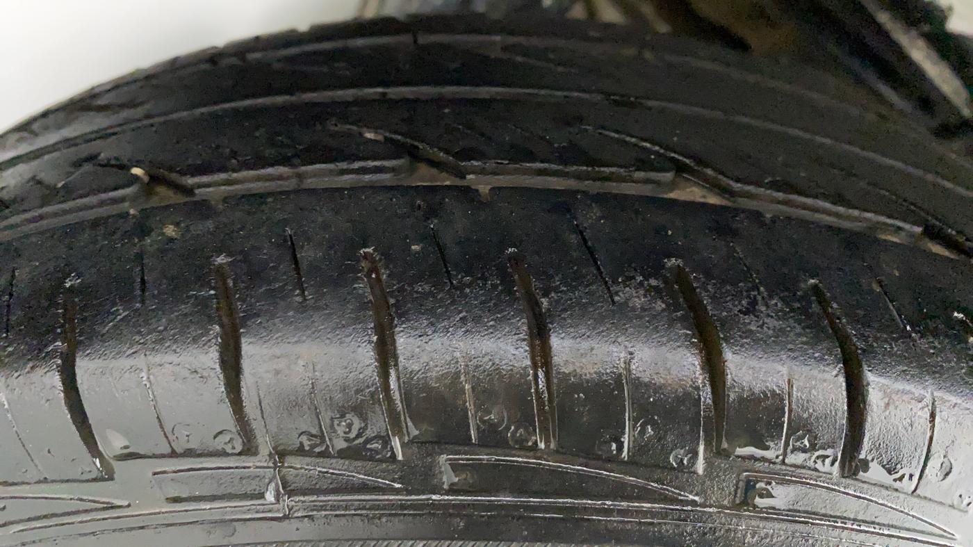 2018 Maruti Alto 800 LXI, Petrol, Manual, 12,341 km, Right Rear Tyre Tread