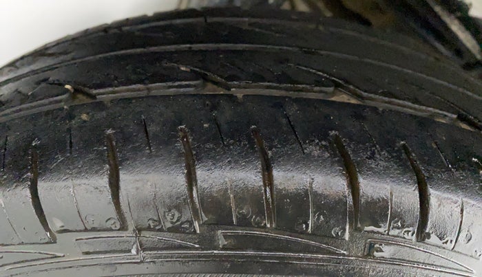 2018 Maruti Alto 800 LXI, Petrol, Manual, 12,341 km, Right Rear Tyre Tread