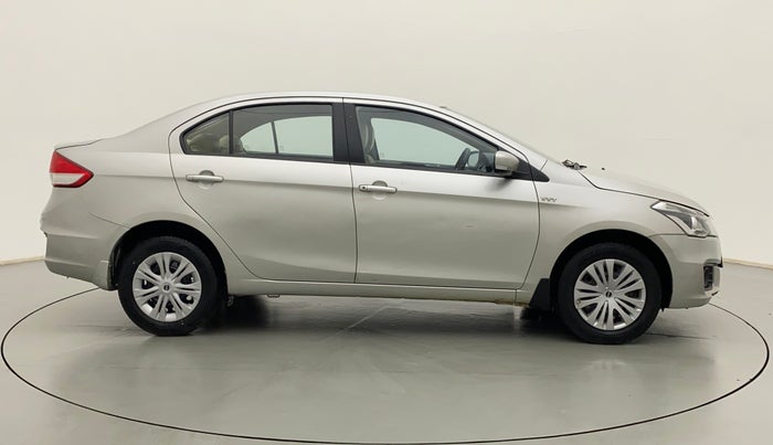 2016 Maruti Ciaz VXI+, Petrol, Manual, 53,544 km, Right Side View