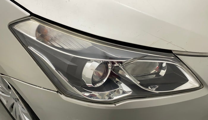 2016 Maruti Ciaz VXI+, Petrol, Manual, 53,544 km, Right headlight - Minor scratches