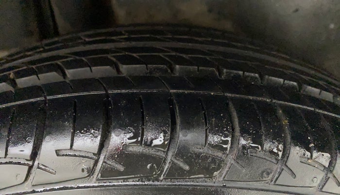 2016 Maruti Ciaz VXI+, Petrol, Manual, 53,544 km, Right Rear Tyre Tread