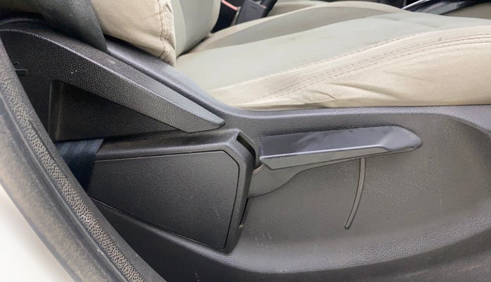 2017 Ford Ecosport TITANIUM 1.5L DIESEL, Diesel, Manual, 79,818 km, Driver Side Adjustment Panel