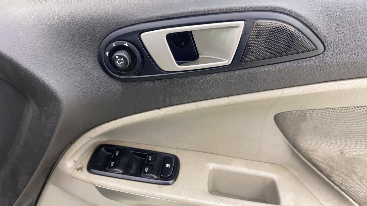 2014 Ford Ecosport TREND 1.5L DIESEL, Diesel, Manual, 79,909 km, Driver Side Door Panels Control