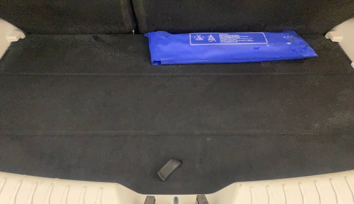 2019 Mahindra XUV300 W8 1.5 DIESEL, Diesel, Manual, 73,586 km, Boot Inside