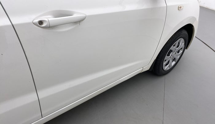 2015 Hyundai Grand i10 MAGNA 1.2 KAPPA VTVT, Petrol, Manual, 89,539 km, Driver-side door - Minor scratches