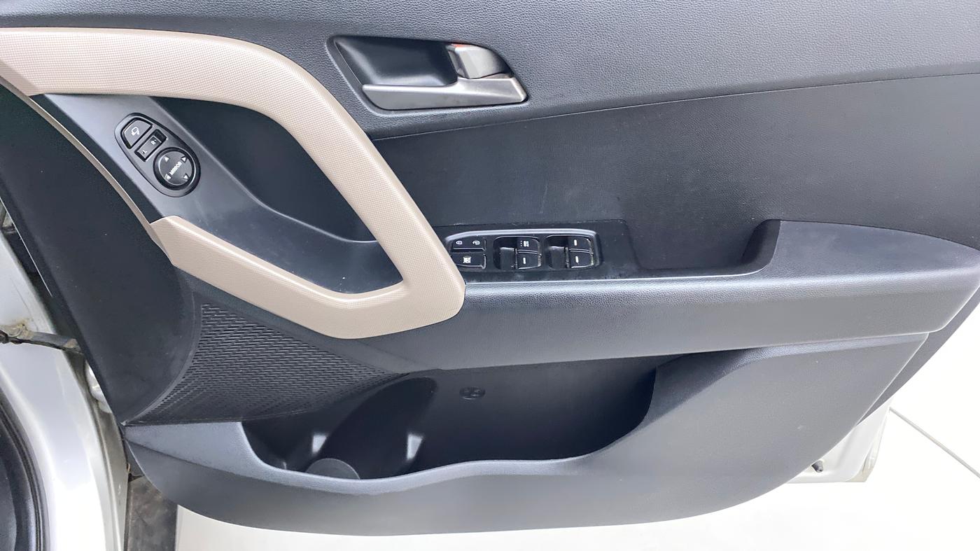 2015 Hyundai Creta SX PLUS 1.6 PETROL, Petrol, Manual, 77,138 km, Driver Side Door Panels Control