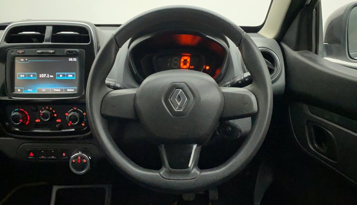 2017 Renault Kwid RXT 1.0 AMT (O), Petrol, Automatic, 42,229 km, Steering Wheel Close Up