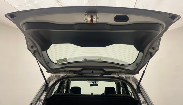 2016 Maruti Vitara Brezza ZDI PLUS, Diesel, Manual, 74,960 km, Boot Door Open