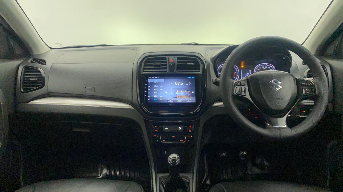 2016 Maruti Vitara Brezza ZDI PLUS, Diesel, Manual, 74,960 km, Dashboard