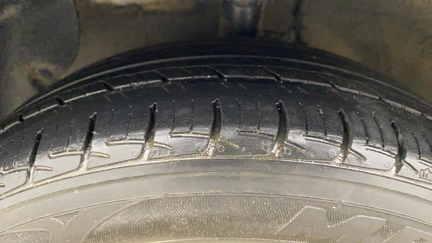 2019 Hyundai Grand i10 SPORTZ 1.2 KAPPA VTVT, Petrol, Manual, 67,982 km, Left Front Tyre Tread