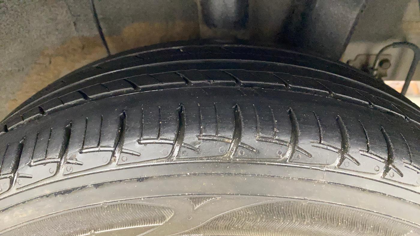 2019 Hyundai Grand i10 SPORTZ 1.2 KAPPA VTVT, Petrol, Manual, 67,982 km, Left Rear Tyre Tread