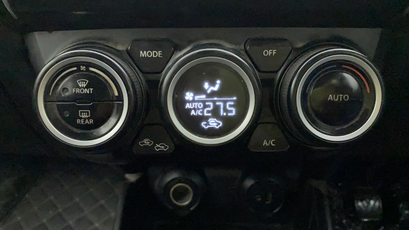 2018 Maruti Swift ZXI PLUS, CNG, Manual, 88,992 km, Automatic Climate Control