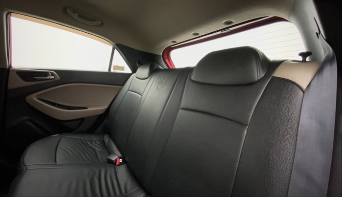 2018 Hyundai Elite i20 SPORTZ 1.2, Petrol, Manual, 34,841 km, Right Side Rear Door Cabin