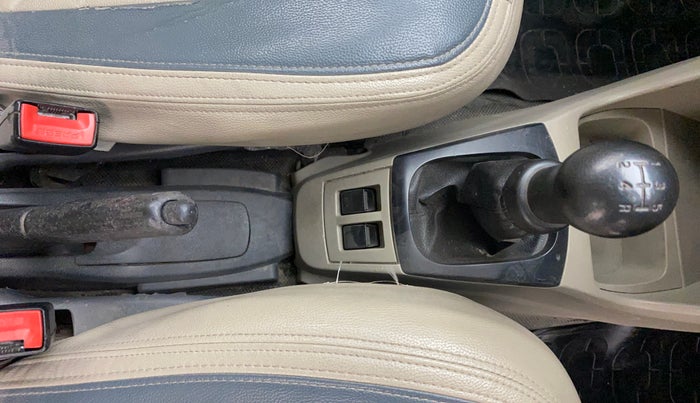 2015 Maruti Alto K10 LXI, Petrol, Manual, 84,203 km, Gear Lever