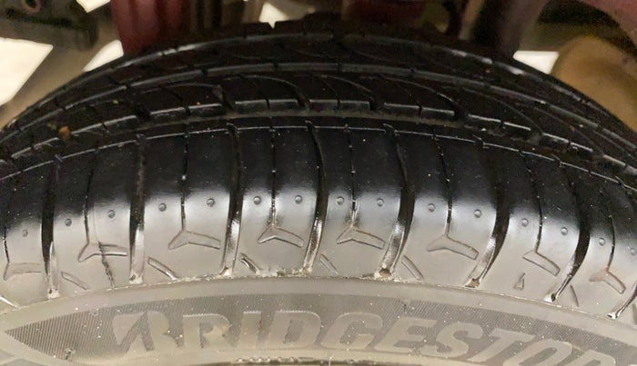 2015 Maruti Alto K10 LXI, Petrol, Manual, 84,203 km, Right Rear Tyre Tread