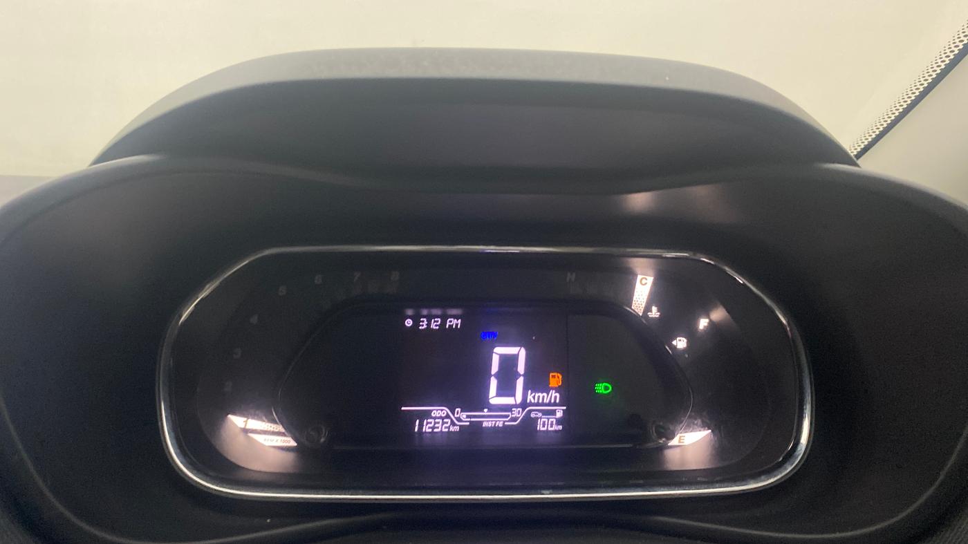 2023 Tata NEXON XE PETROL, Petrol, Manual, 11,231 km, Odometer Image