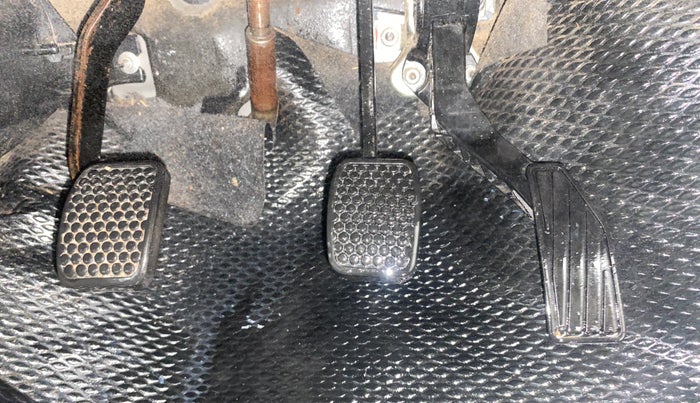 2016 Maruti Alto K10 VXI, Petrol, Manual, 72,104 km, Pedals