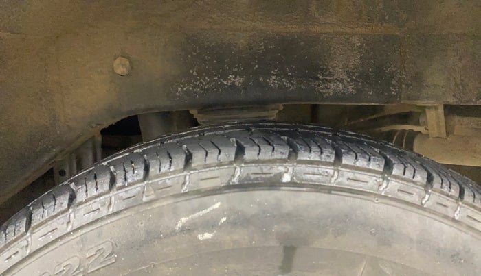 2016 Maruti Alto K10 VXI, Petrol, Manual, 72,104 km, Left Rear Tyre Tread