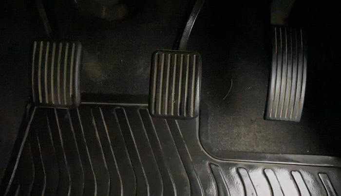 2019 Hyundai NEW SANTRO ERA, Petrol, Manual, 8,005 km, Pedals