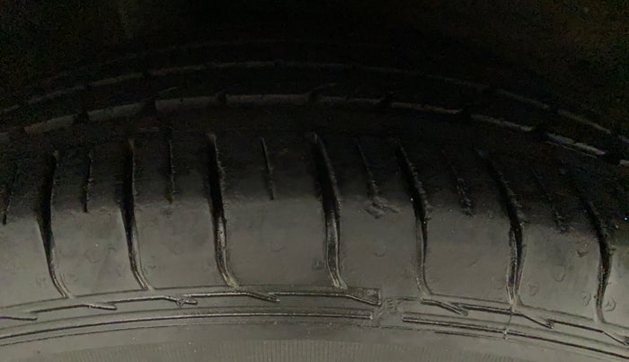 2017 Honda BR-V 1.5L I-VTEC S, Petrol, Manual, 44,041 km, Right Rear Tyre Tread